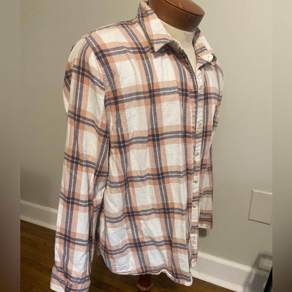 Universal Thread Flannel - Picture 2 of 5